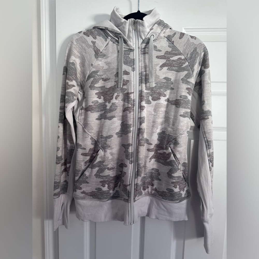 Athleta Triumph Hoodie size small